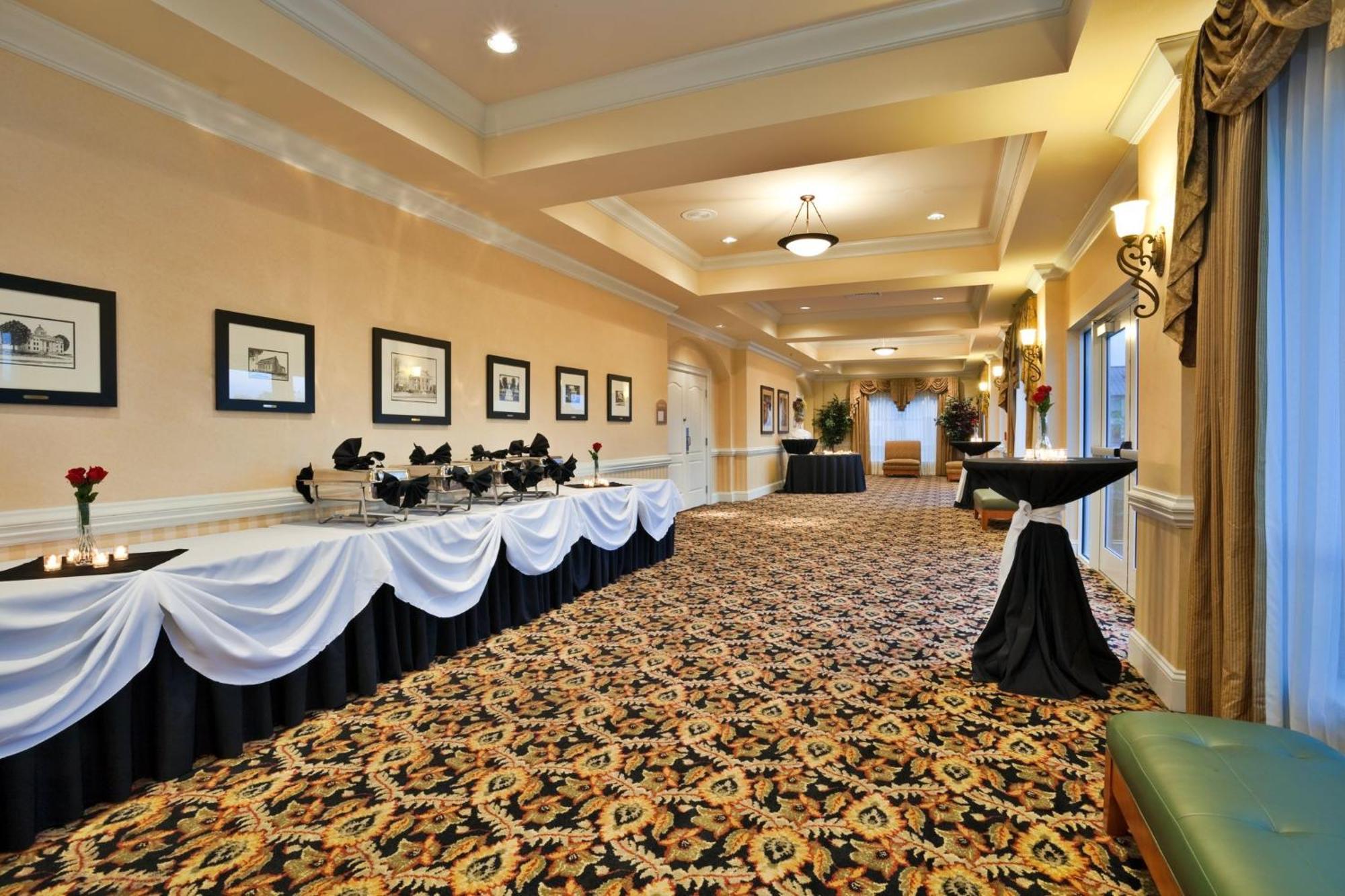 Holiday Inn Valdosta Conference Center By Ihg Екстериор снимка
